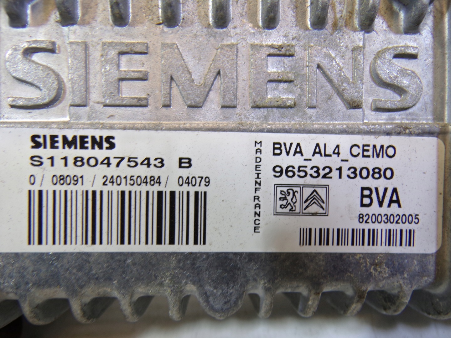 computer control unit of the engine PEUGEOT 206 1.4 9653213080 (1)