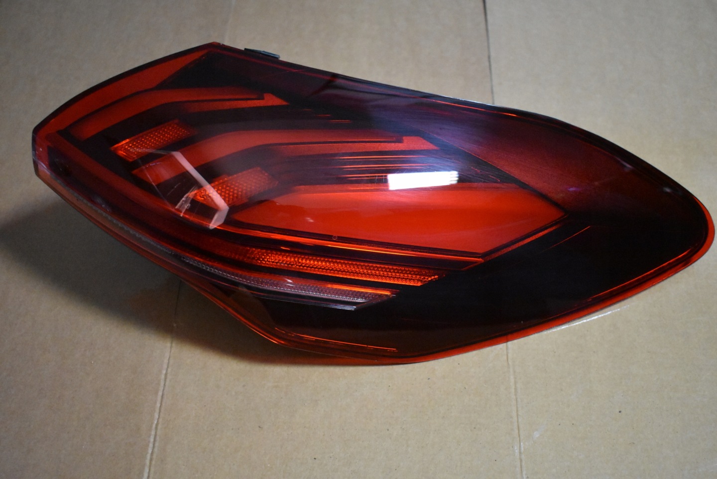 IDEALNA light rear part rear right OLED AUDI A5 B10 AVANT 1