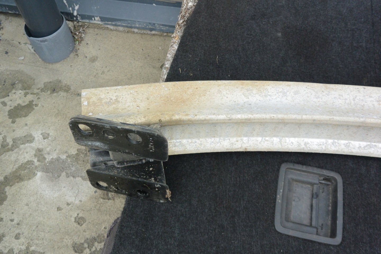 RINFORZO PARAURTI posteriore Traversa Paraurti AUDI Q7 4L