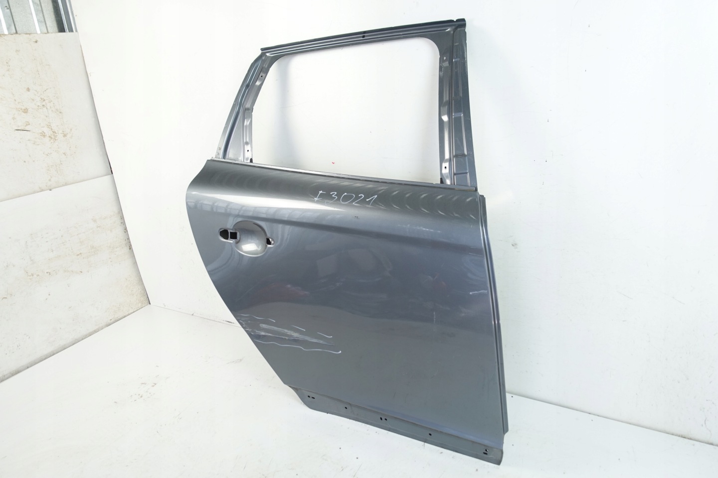 VOLVO XC60 and 2008- door right rear part right rear.