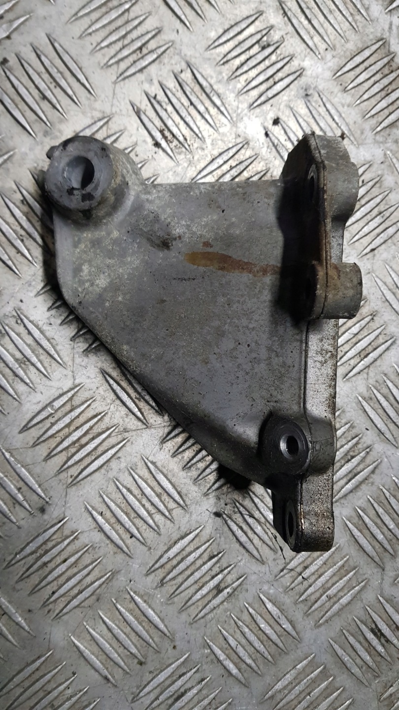 MERCEDES W210 w208 engine mount left a1122231404 2.4 v6 m112