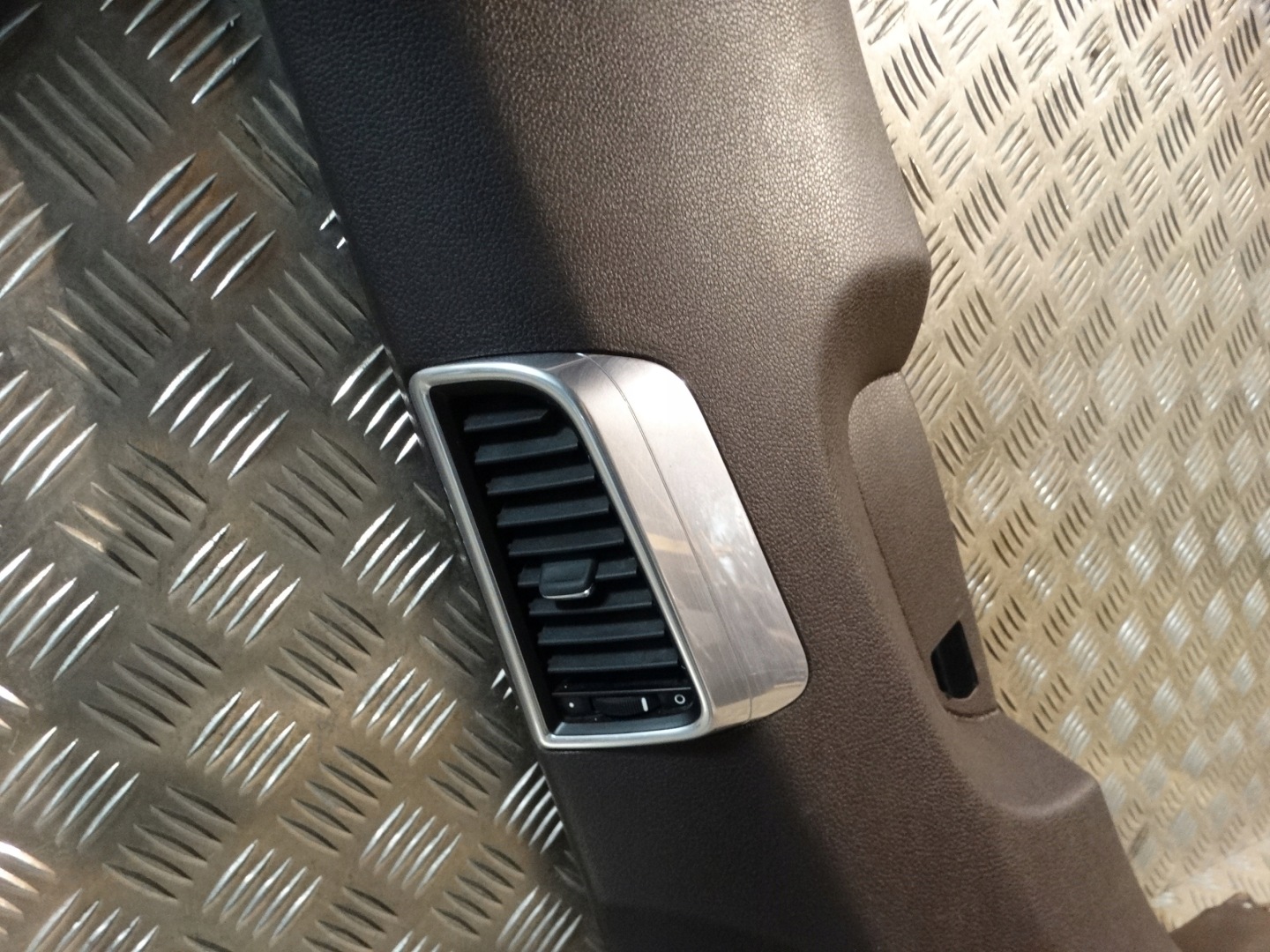 cover SLUPKA B left BRAZ PORSCHE PANAMERA 970 1