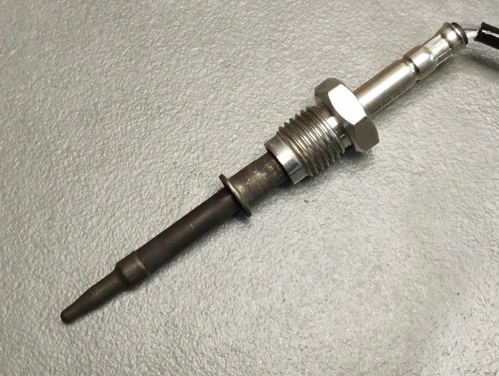 VW Touran III 5T Sensor Gase 05L906088AK