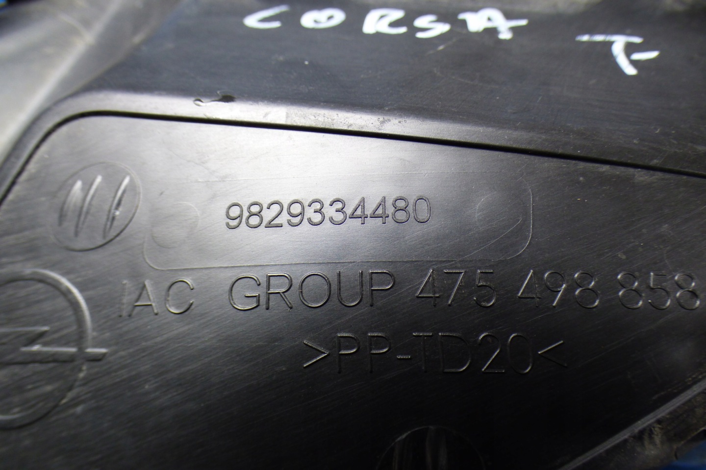 Copri Paraurti Destro Anteriore 9829334480 stBDB OPEL CORSA F