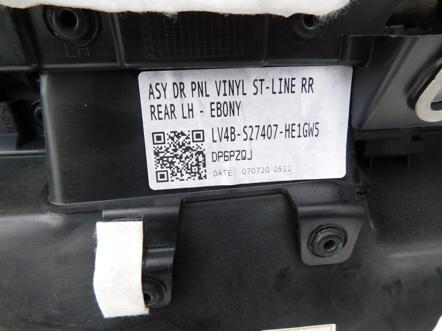 FORD KUGA ST S-line side upholstery door left left rear part