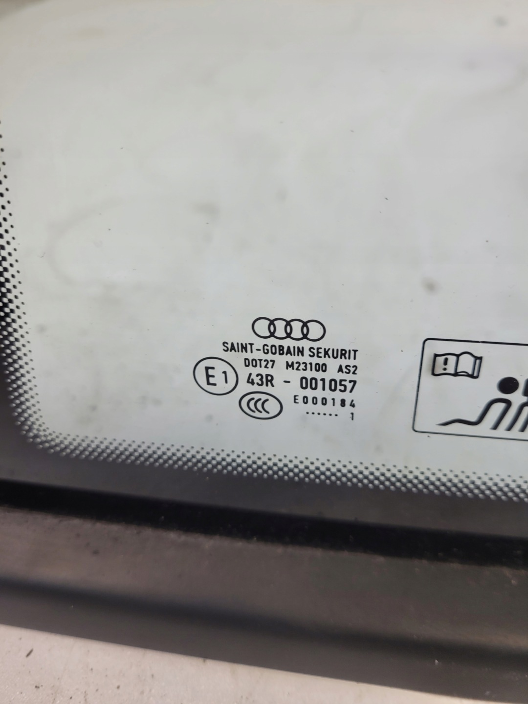window bodywork AUDI A1 8X3 3-door left rear part 2011R original !!!