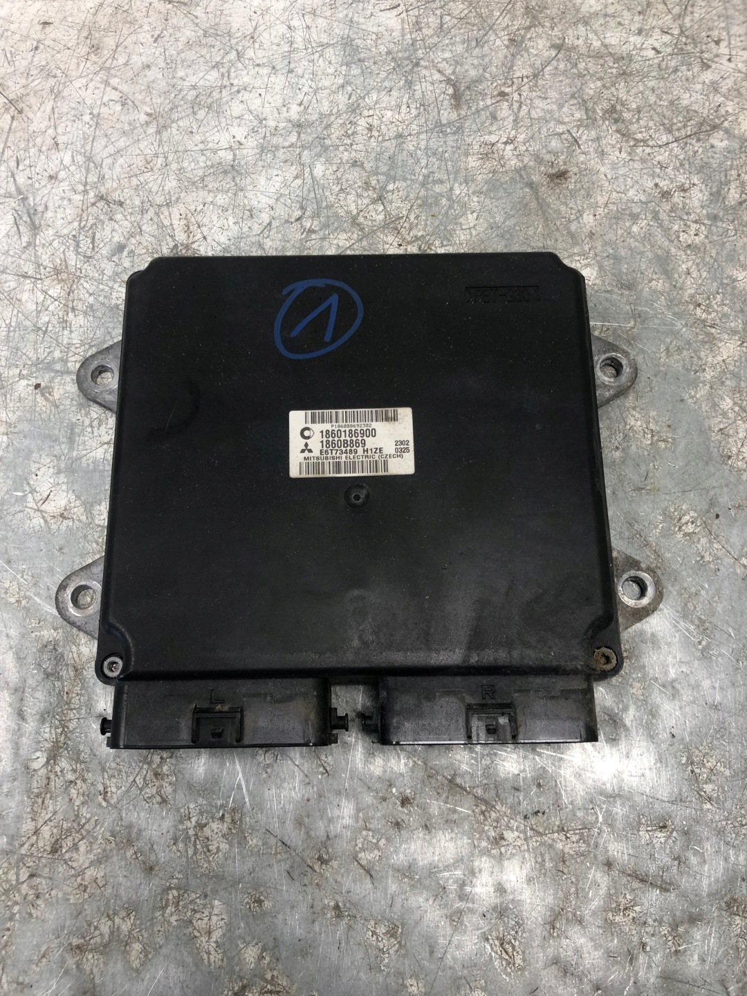 computer Motore MITSUBISHI COLT VI 1860B869