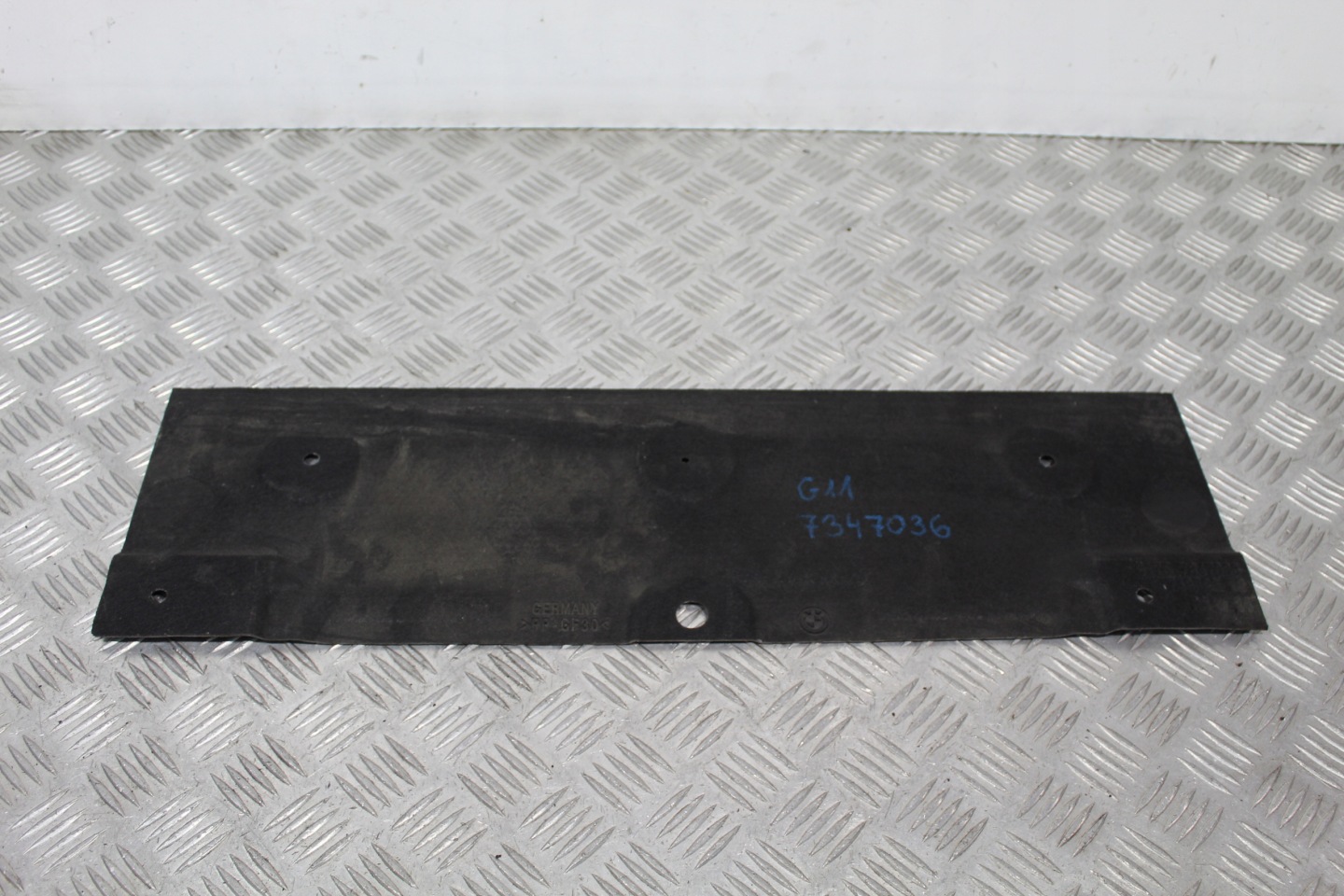 cover chassis BMW 7 G11 7347036