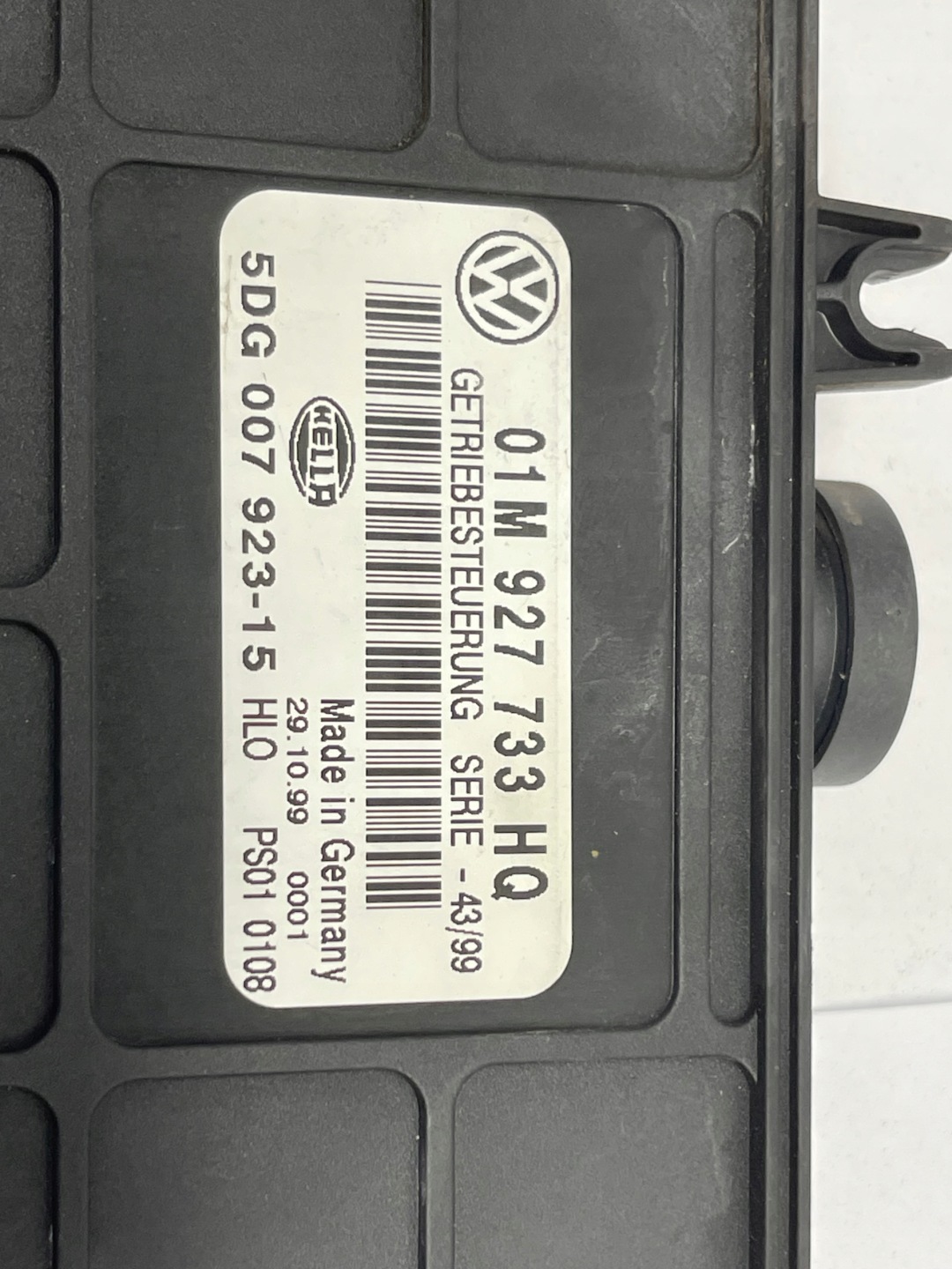 Audi OE 01M927733HQ