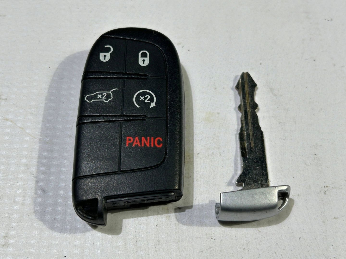key pilot zdalne odpalanie Jeep Grand Cherokee 2014r