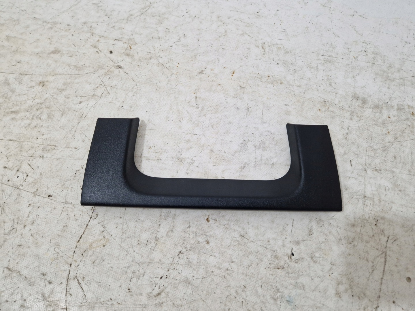 FORD EXPLORER VI 2020- Blende Abdeckung MASKOWNICA SITZ LB5B-S606B12-AEW