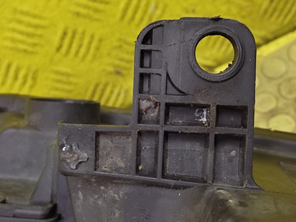 RENAULT MODUS LIFT REFLEKTOR light left front 8200658373