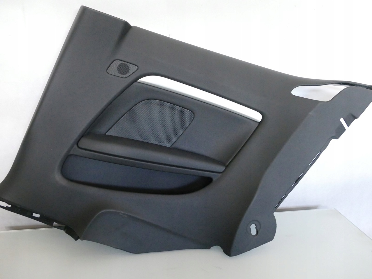 AUDI A5 8T COUPE side upholstery right rear part