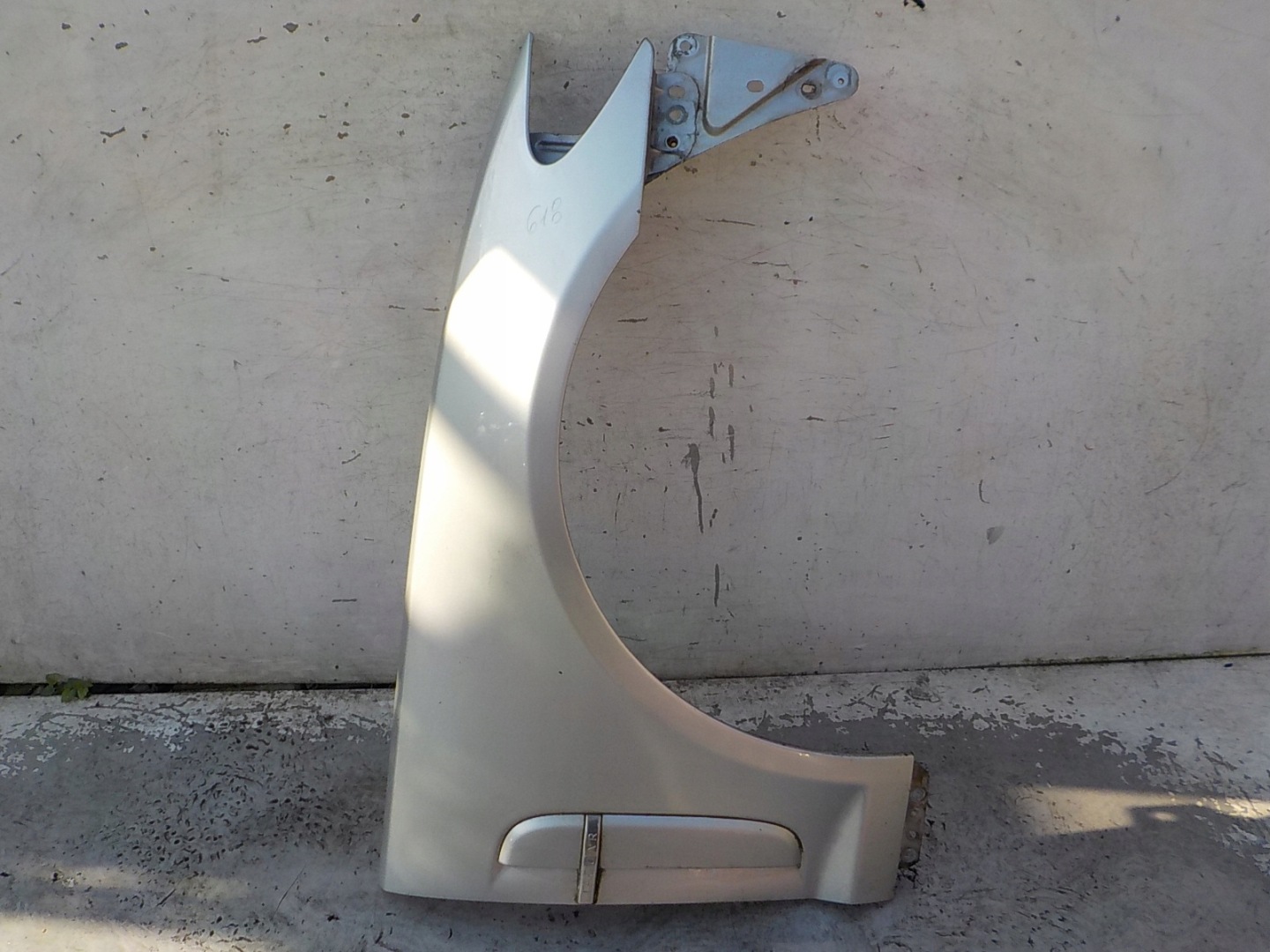 618 JAGUAR XF X250 fender right front front
