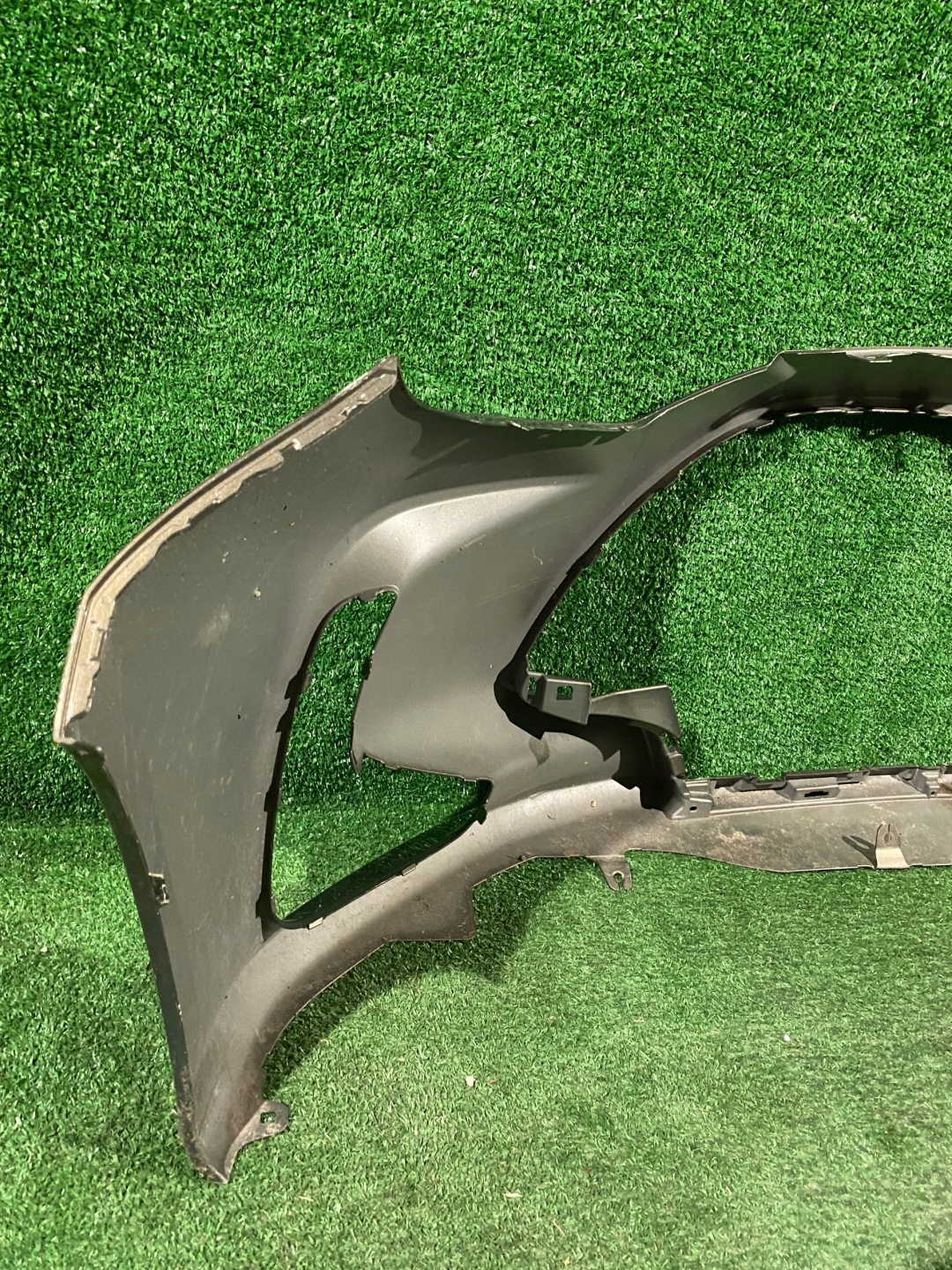 front bumper TOYOTA YARIS IV without PDC