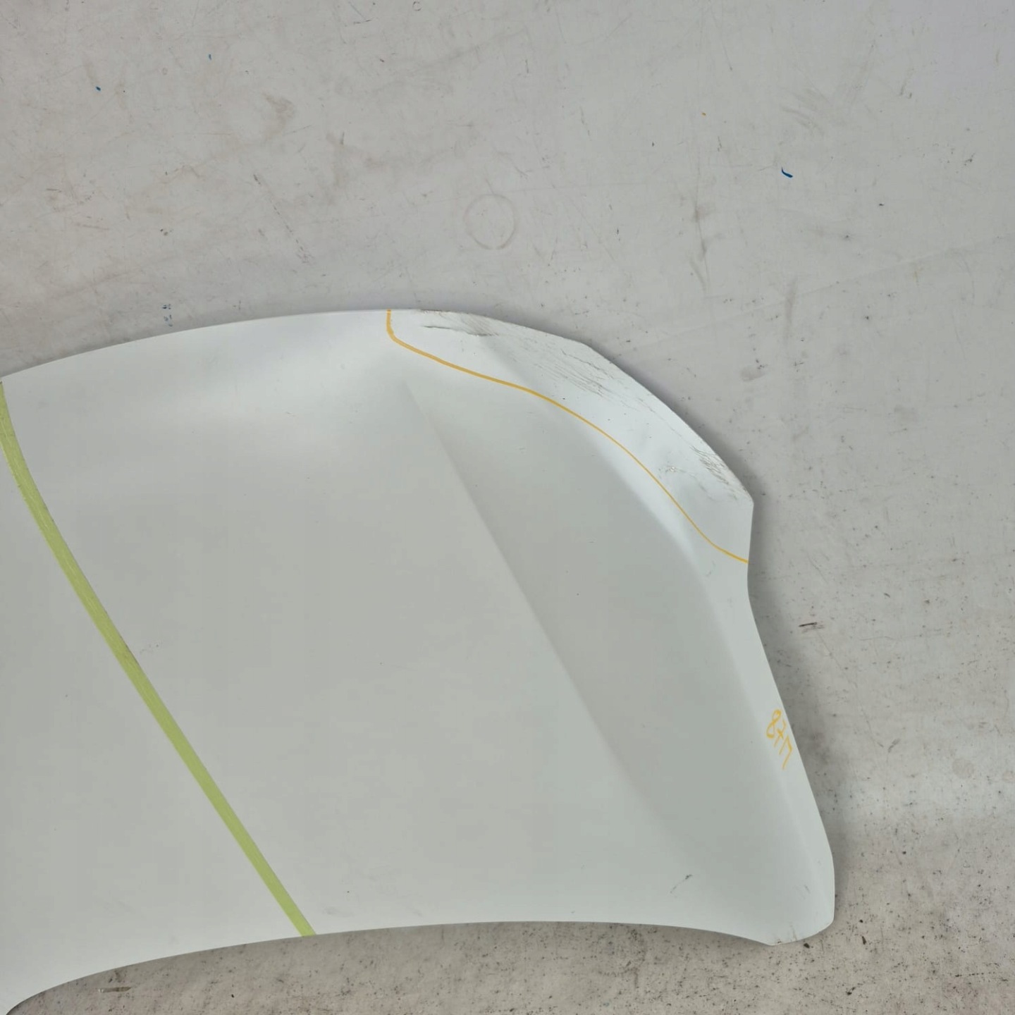 RENAULT RAFALE 23- Capot