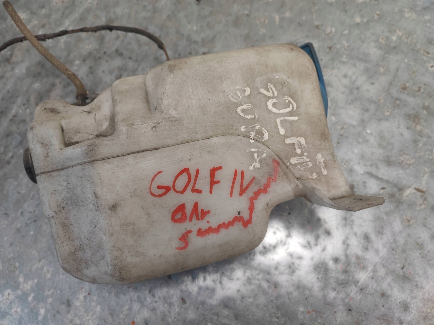 washer fluid tank VW GOLF IV 1J0955453N