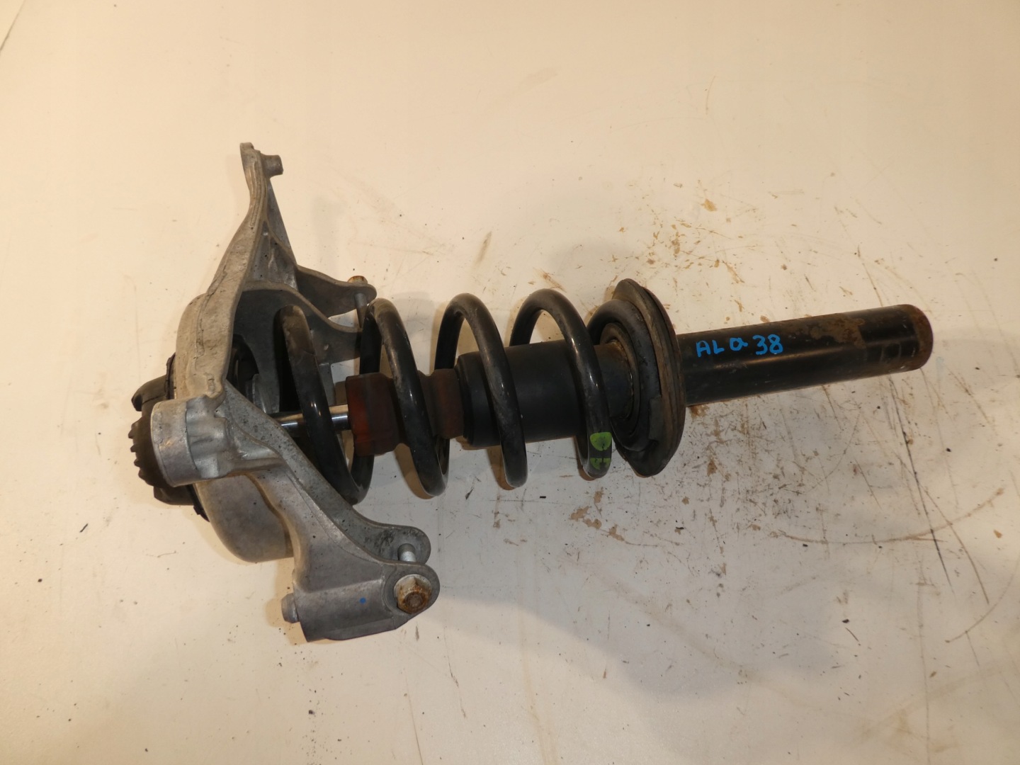 AUDI Q5 shock absorber MCPERSON front 8R0031F