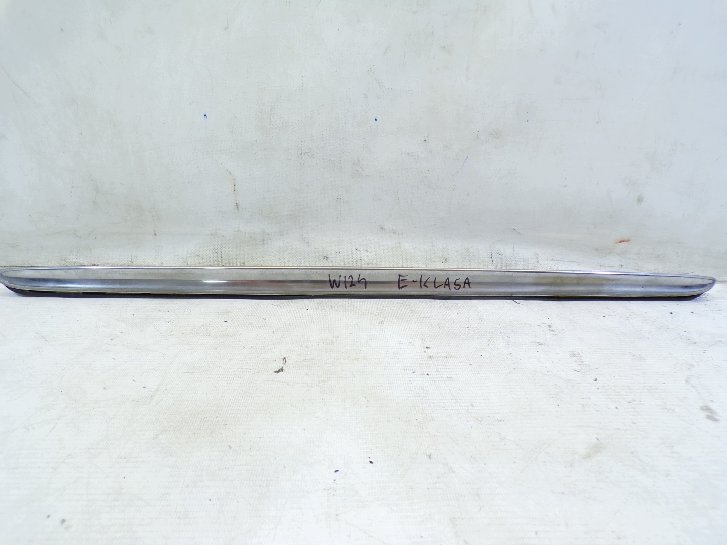 cap bonnet boot MERCEDES W124 E-KLASA sedan