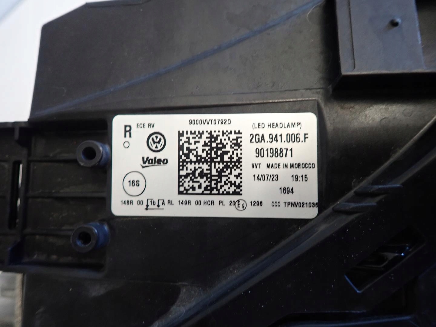 light front front right VW T-ROC LIFT 2021- 2GA941006F