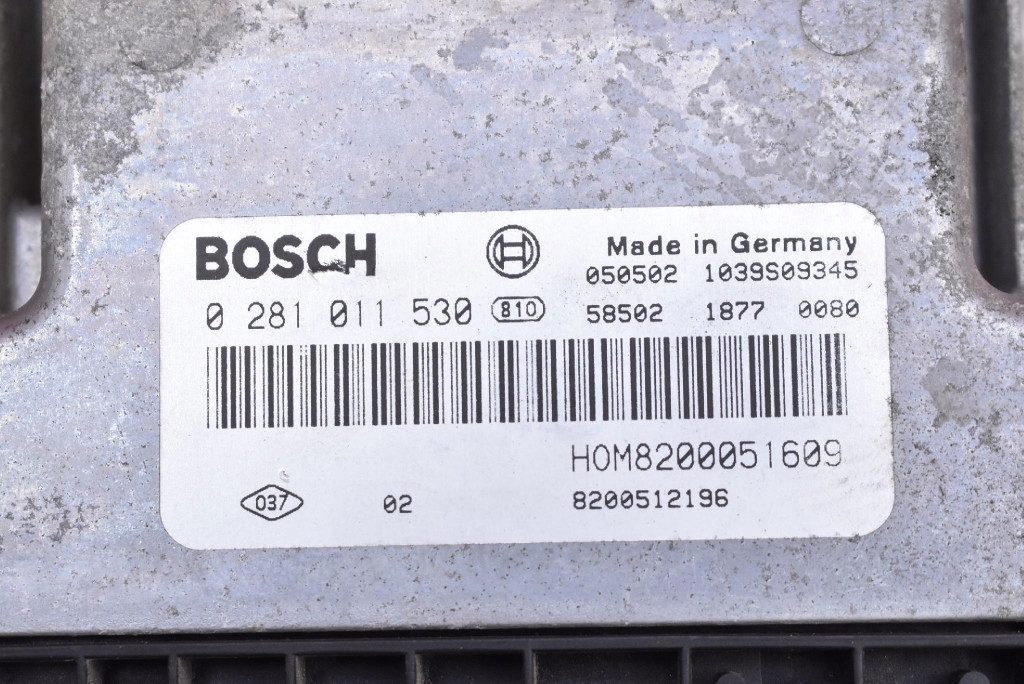 control unit computer of the engine 8200512196 RENAULT TRAFIC II 1.9 DCI 82 KM 01-06
