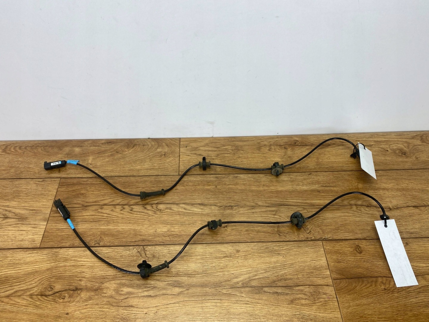 sensor ABS rear part L=P Cadillac CTS III 2014+