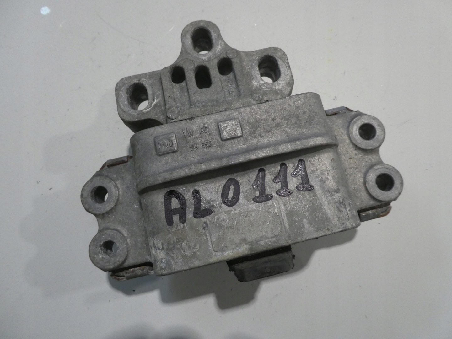 VW SHARAN 7N0 gearbox mount 7N0199555B
