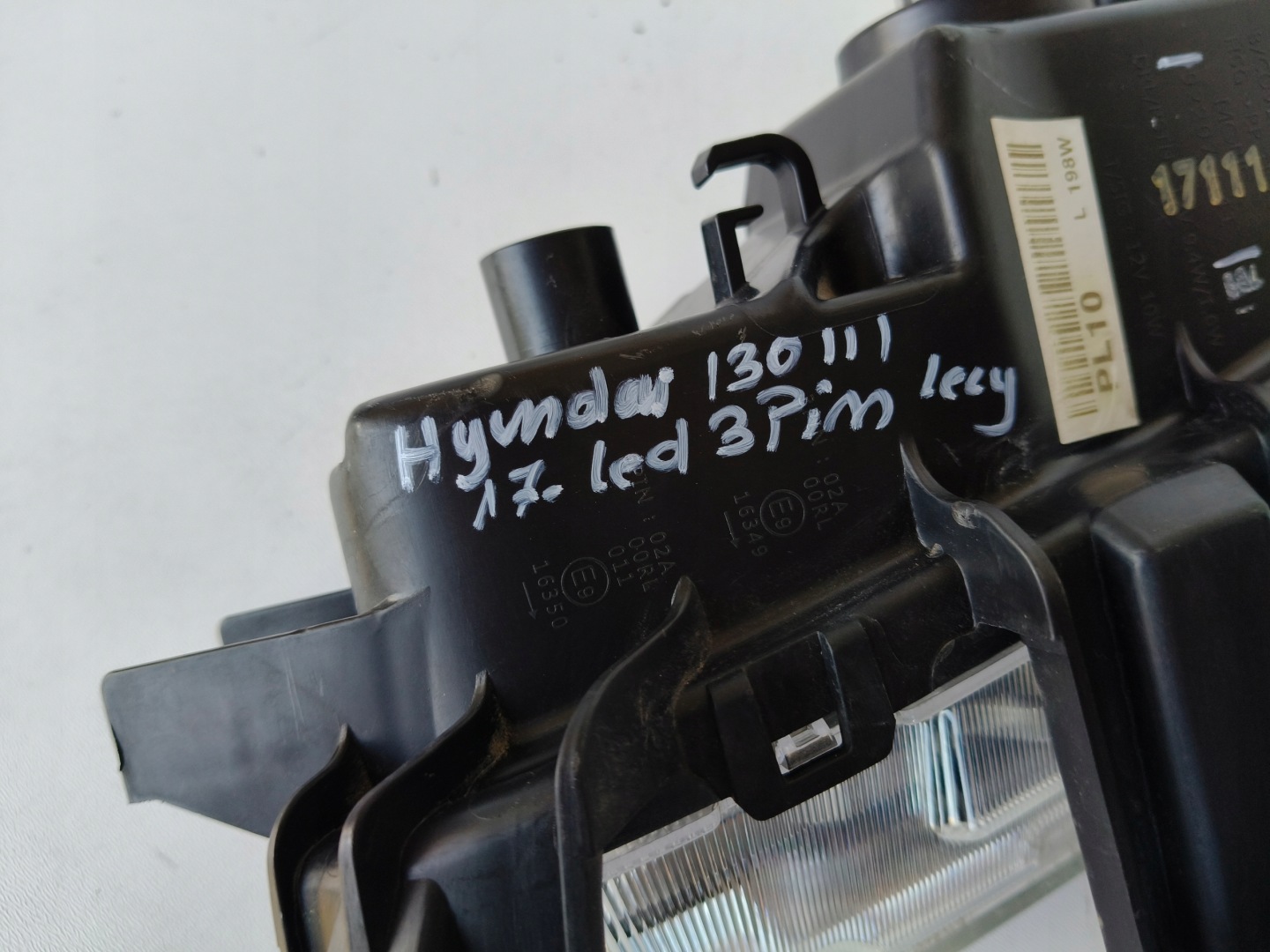 Nebelscheinwerfer links HYUNDAI I30 III LED 17- DRL 3 PIN