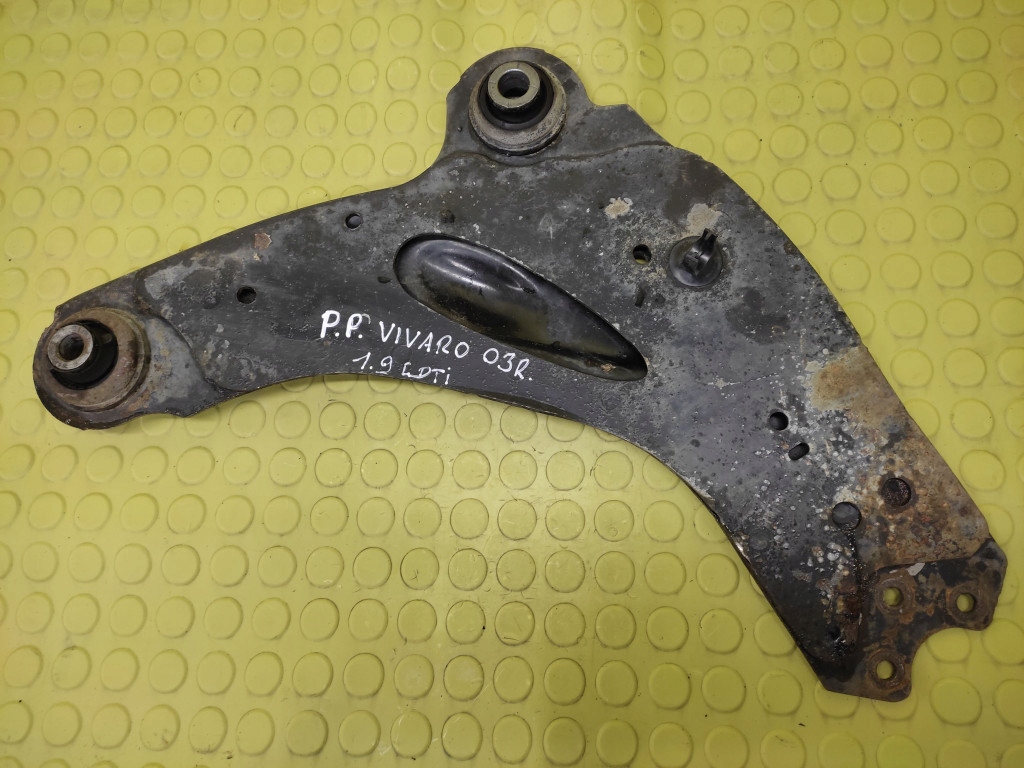 OPEL VIVARO 1.9 CDTI arm right front