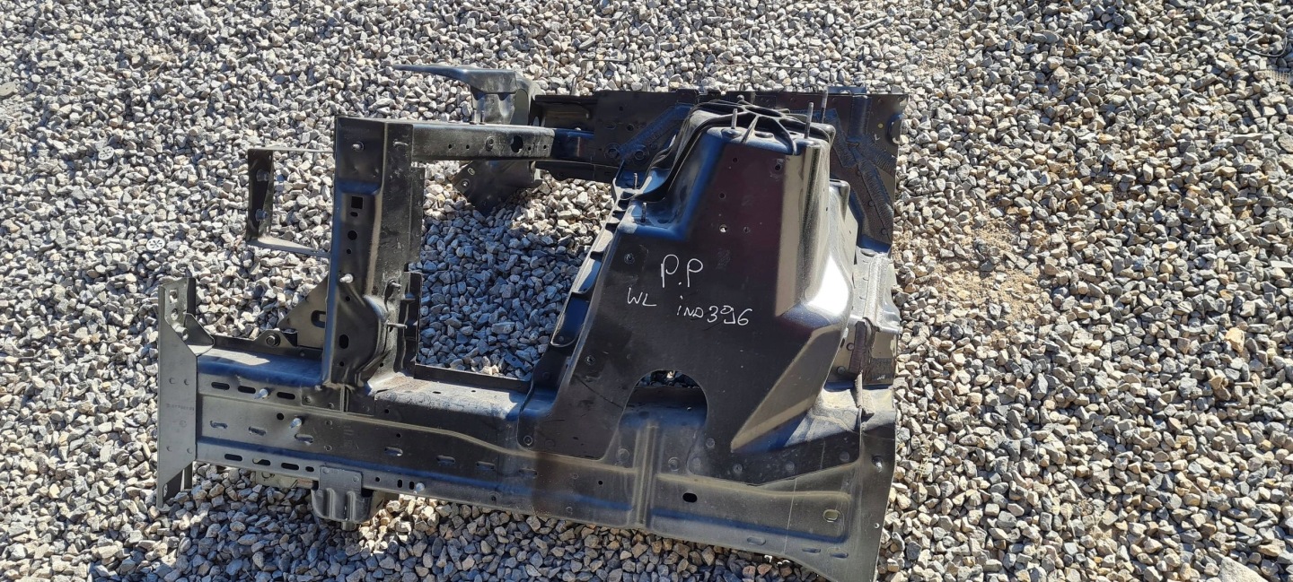 Jeep Grand Cherokee WL 2022 quarter right right front PXR