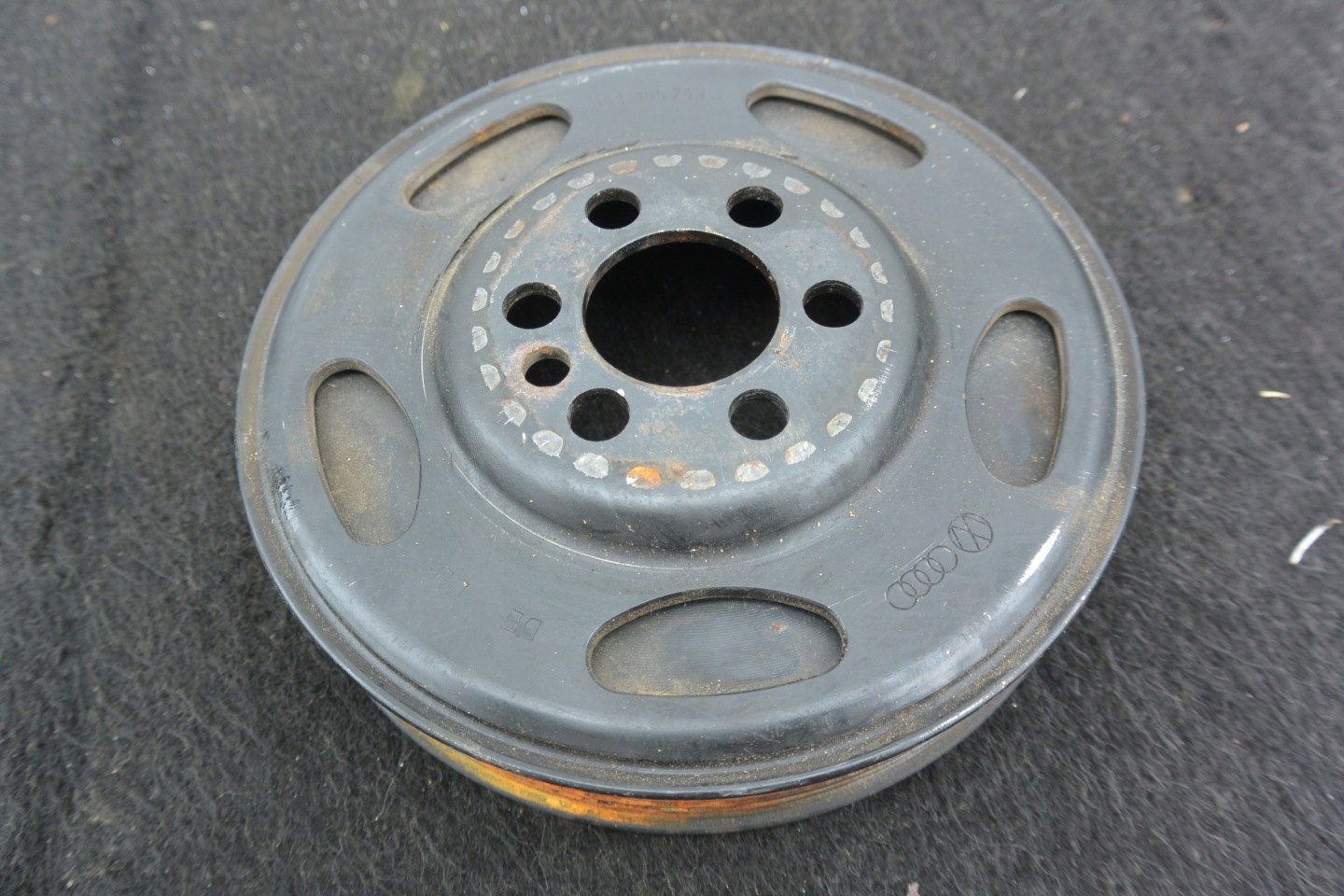 pulley 2.0 TFSI AUDI TT 8J VW SEAT