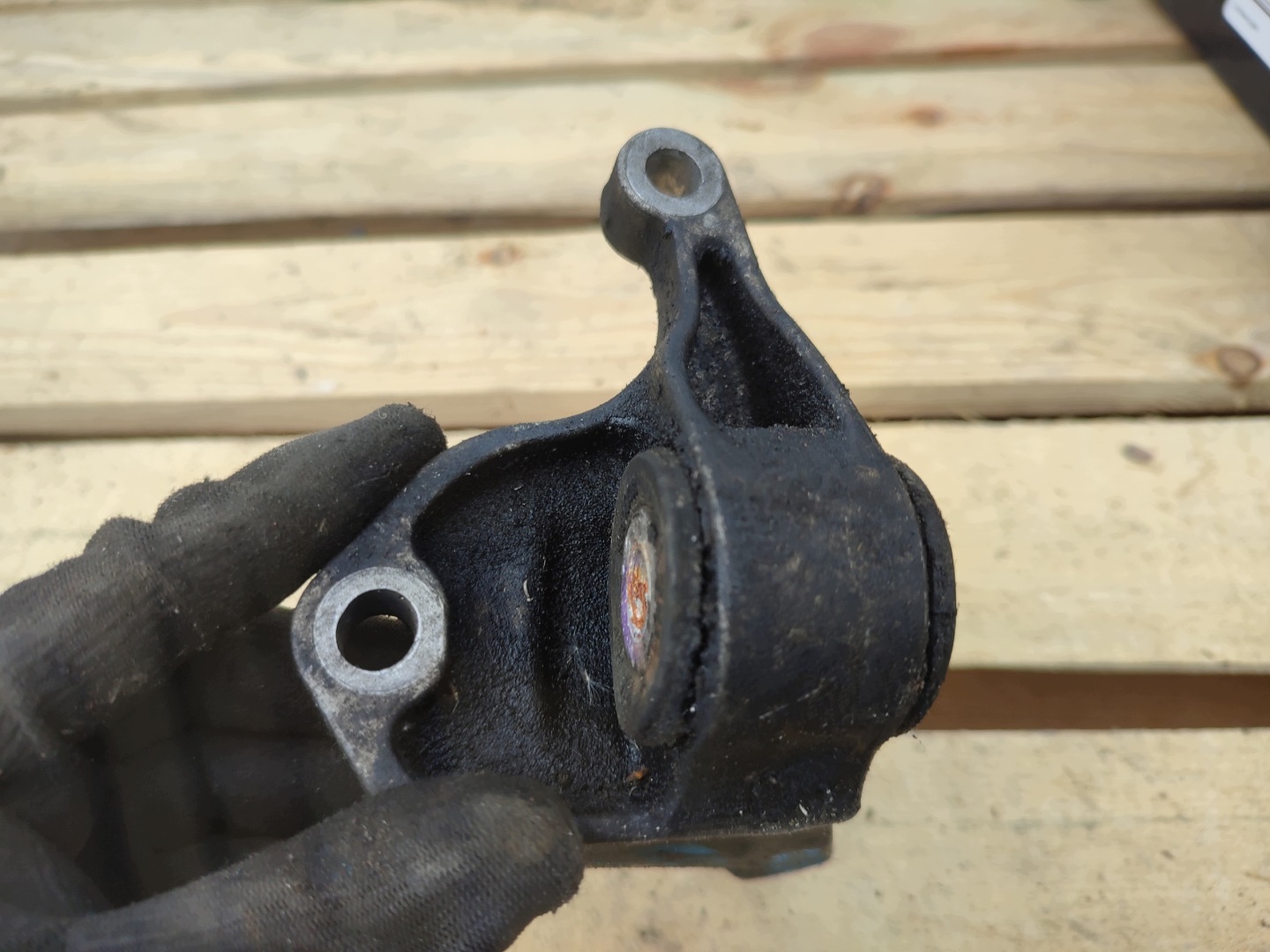FORD FOCUS MK2 1.6 TDC engine mount holder 3M51-6P093