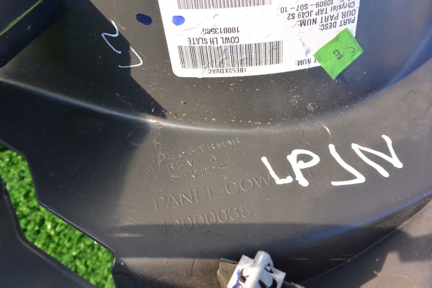 cover pillar plastic DODGE JOURNEY FREEMONT KPL