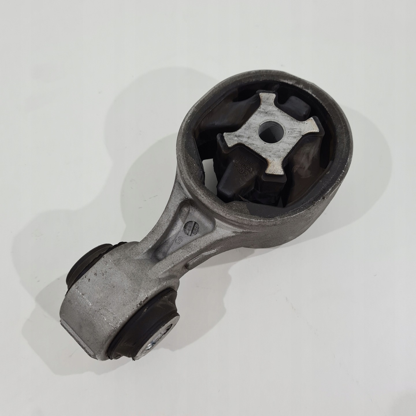 holder engine mount KOLEOS II KADJAR 2.0 DCI 113504BD0A
