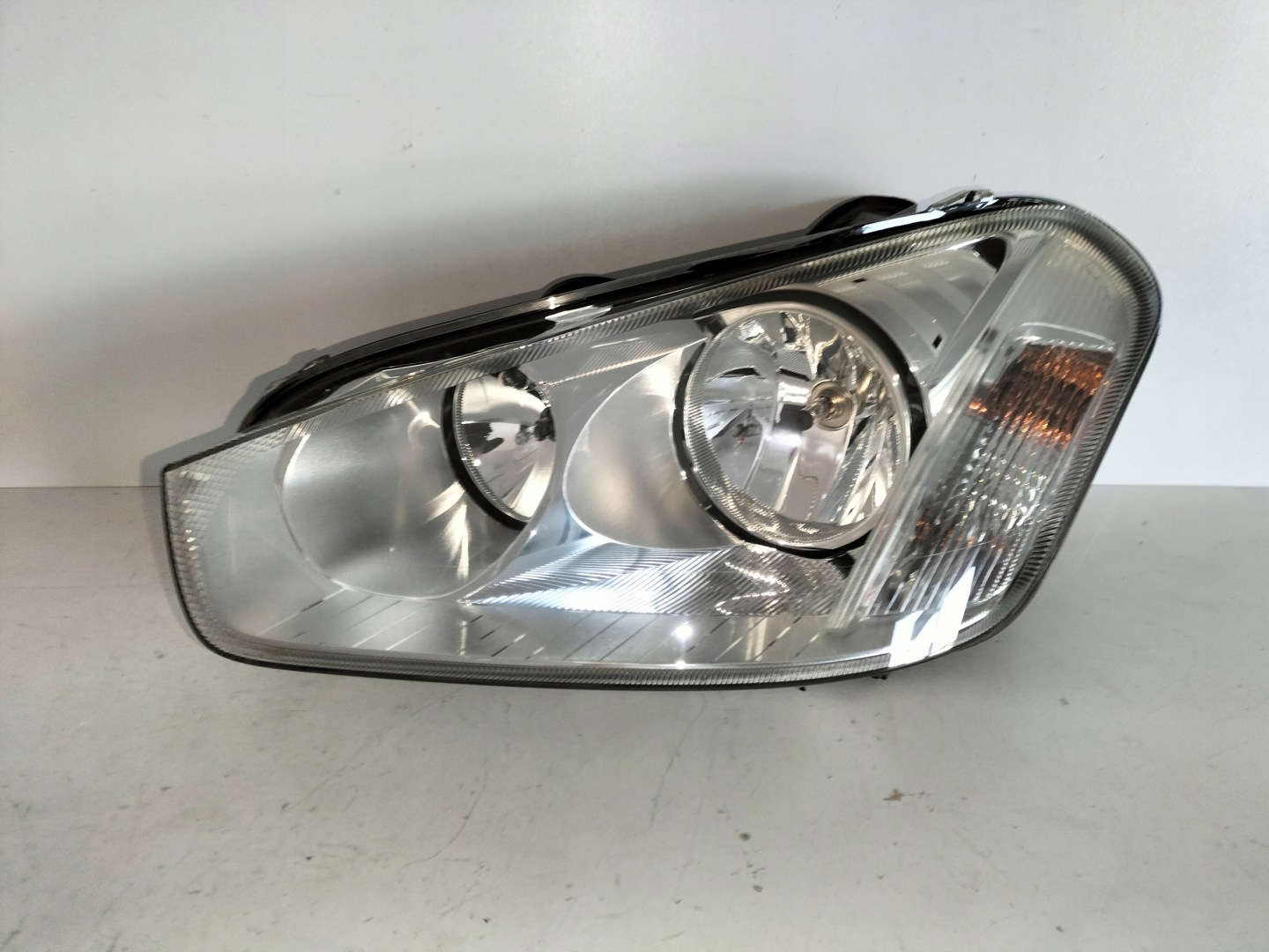 light front reflektor left FORD C-MAX LIFT 07-10