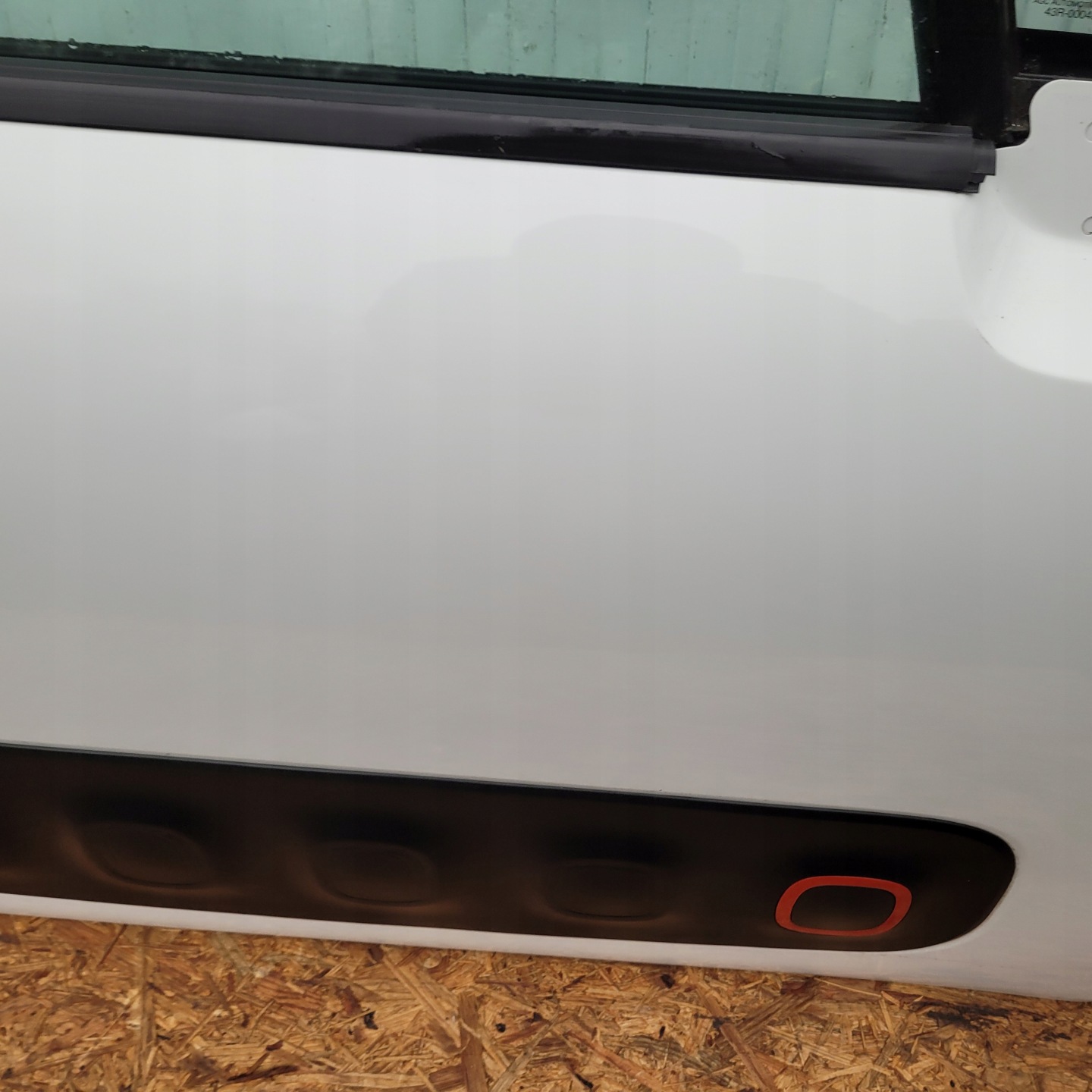 door front front right CITROEN C3 III EWP EWPB