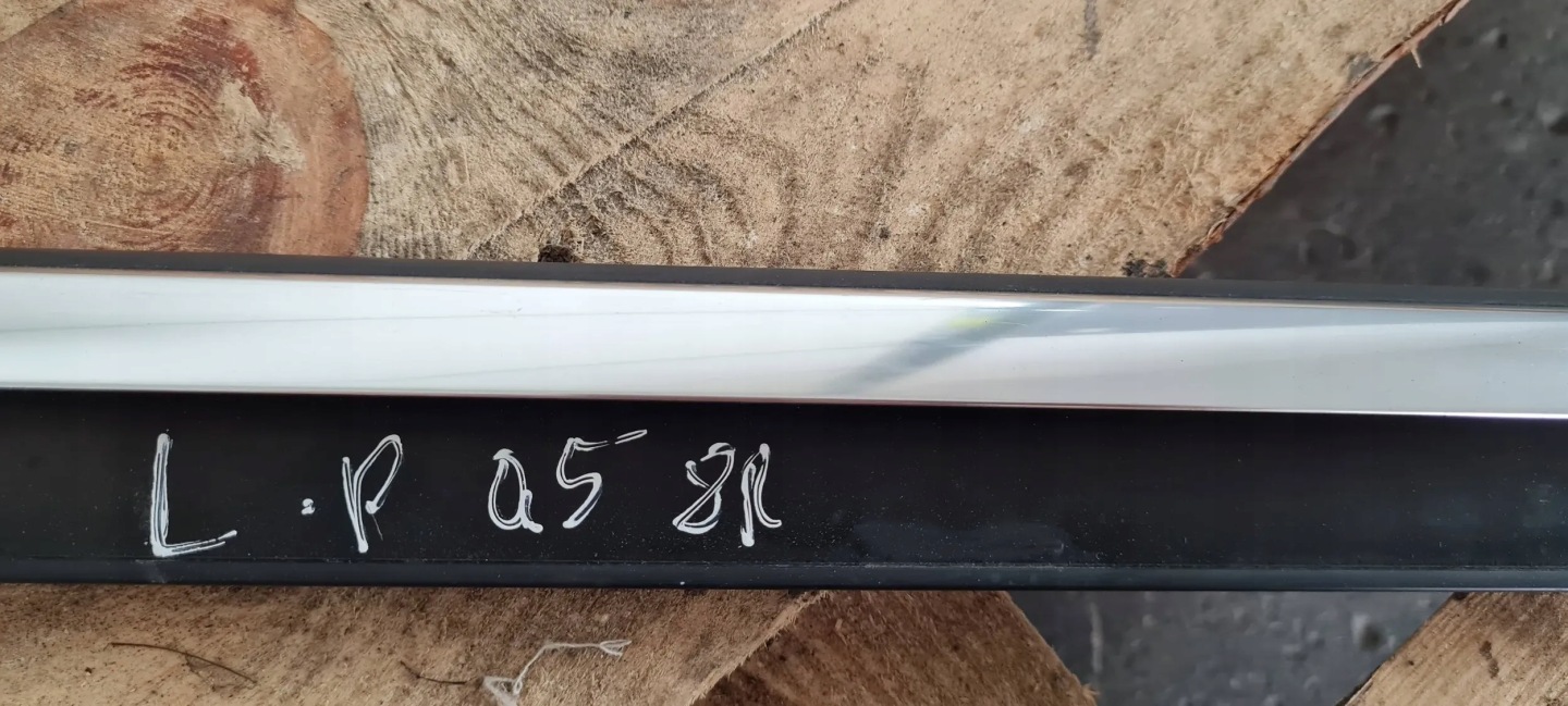 Q5 8R moulding door dust left left front CHROM 8R0853283F