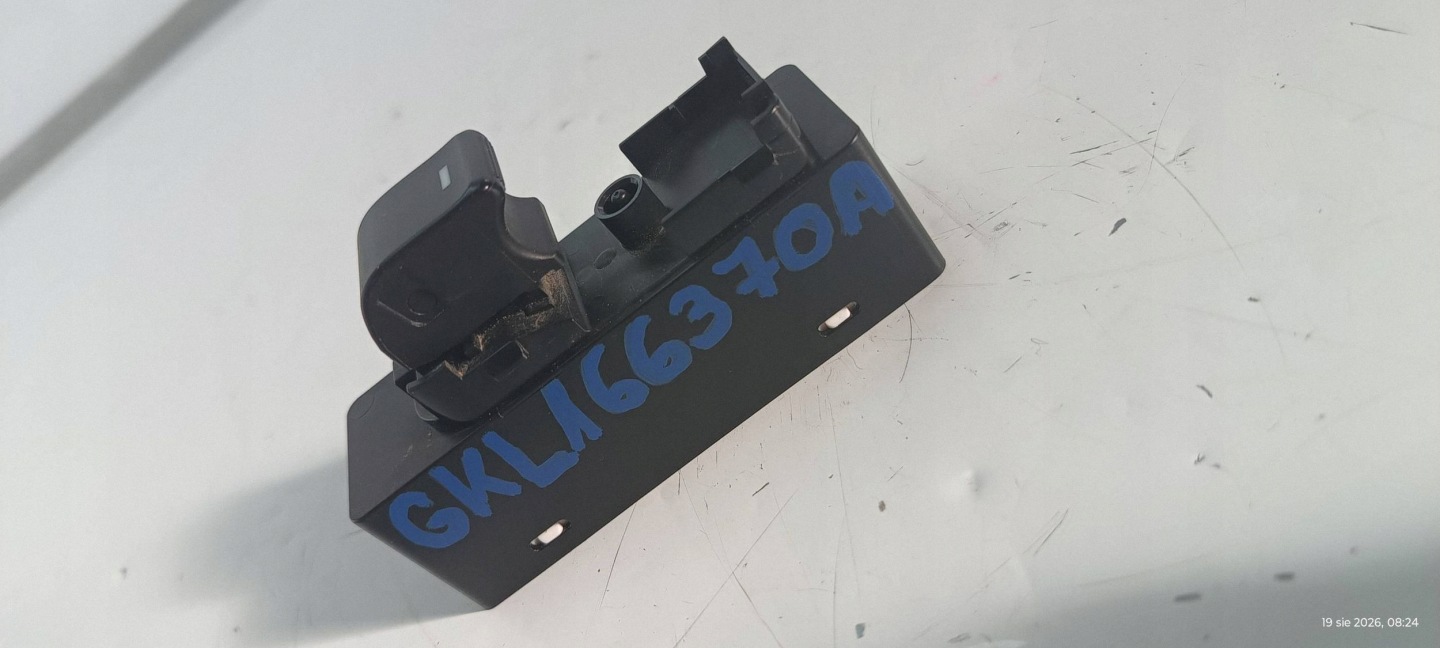switch windows GKL166370A MAZDA 6 III GJ 2013R