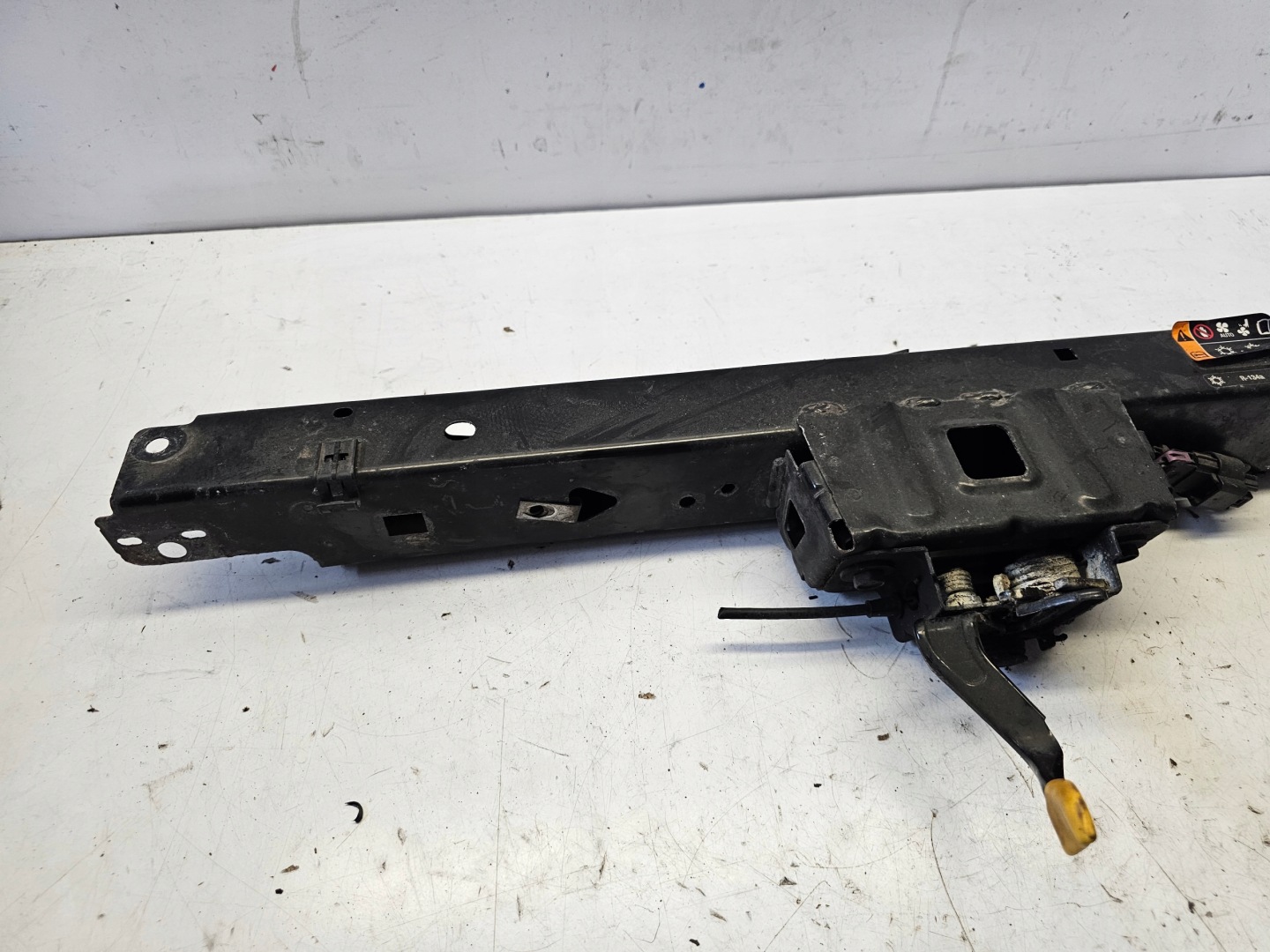 OPEL ZAFIRA C tension belt upper sider pillar front
