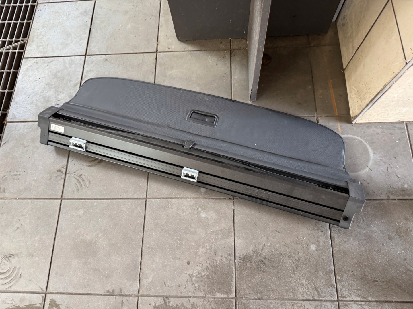 AUDI A4 B7 KOMBI blinds boot SPRAWNA