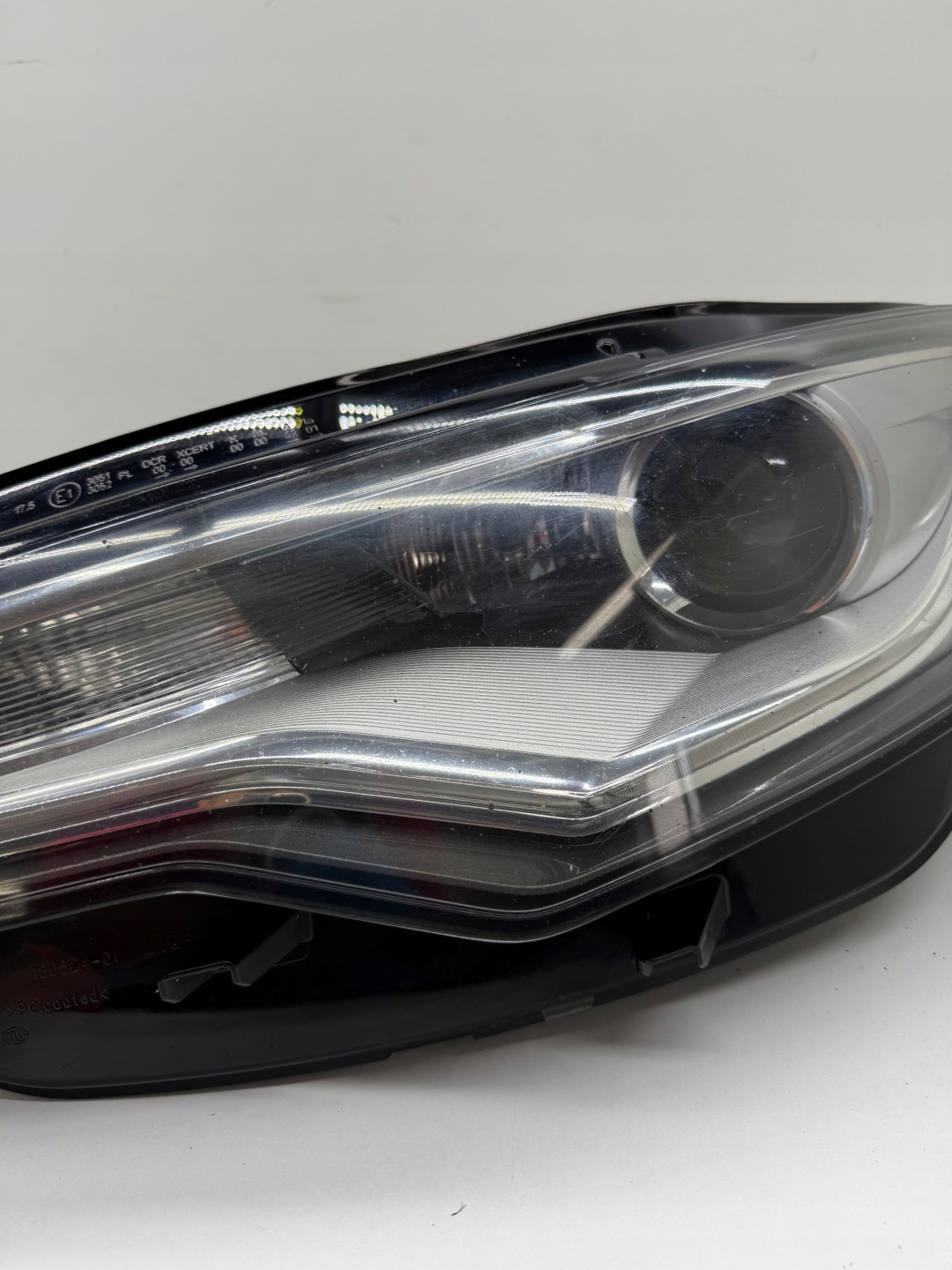 AUDI A6 C7 light reflektor left front BI-XENON XENON original!