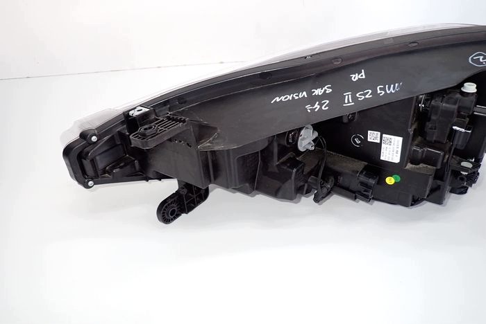 MG ZS II SAIC VISION LED LIGHTING 24- reflektor right light right