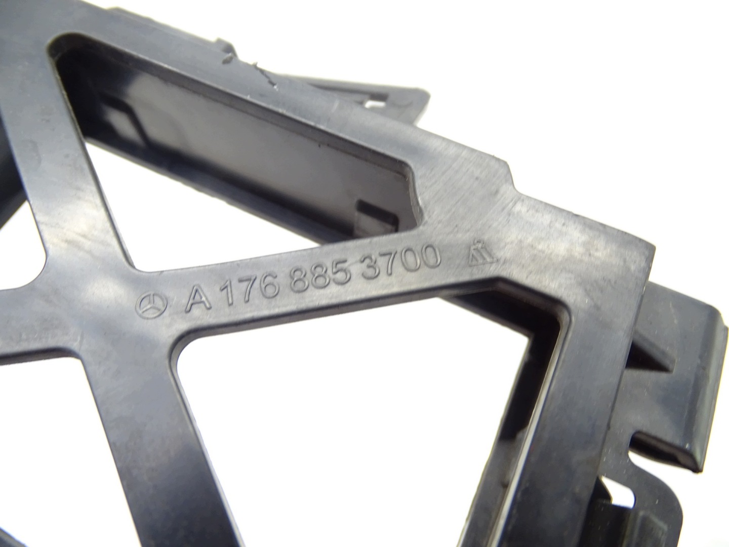 support holder bracket RADARU MERCEDES W176 A1768853700
