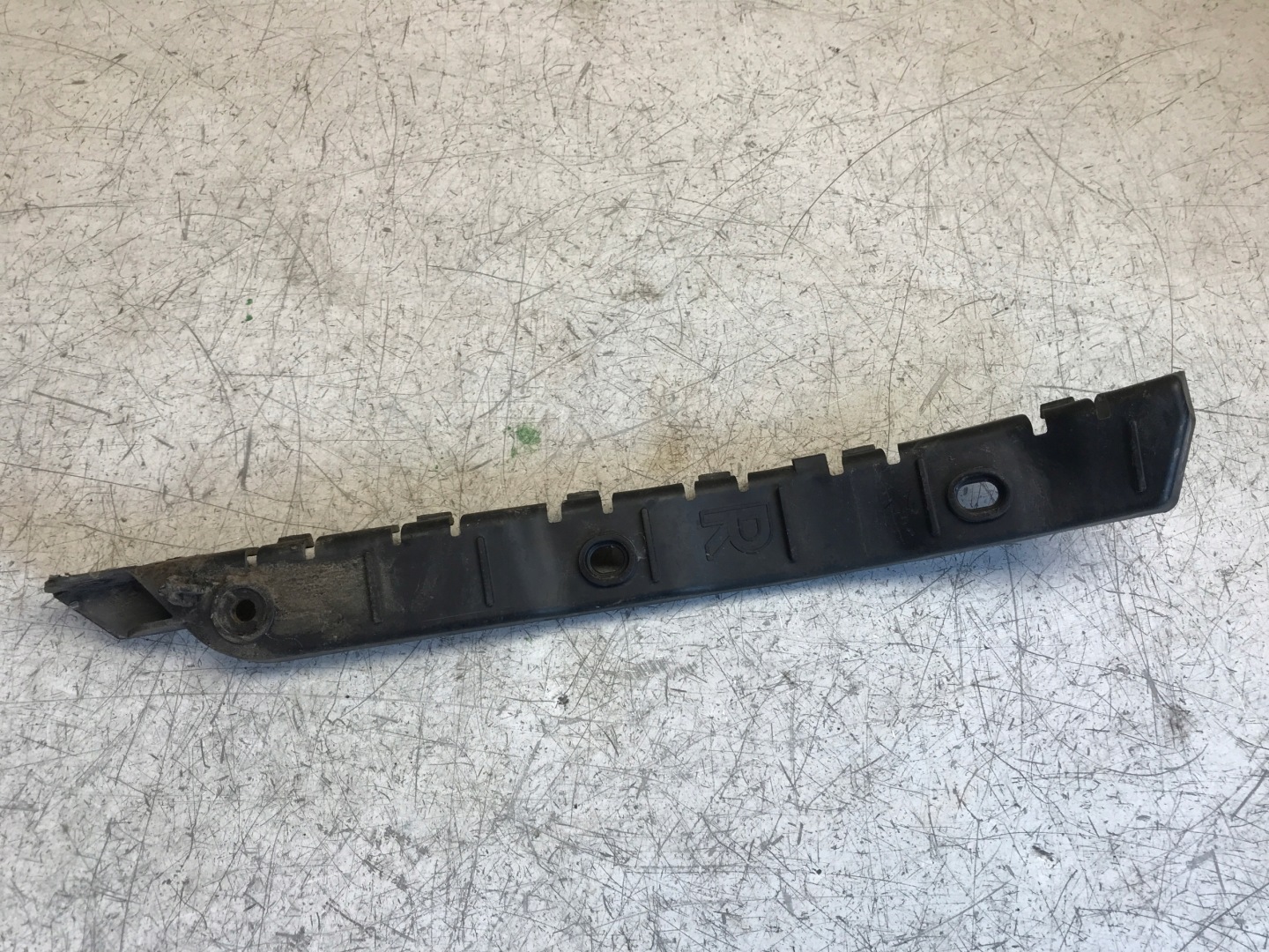 bumper bracket right rear part ROOMSTER 5J7807394