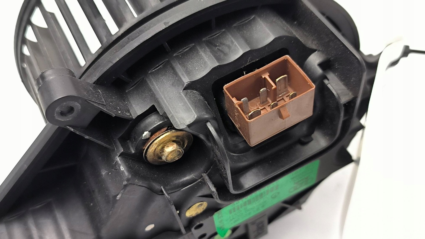 heating fan cab 8E1820021 AUDI A4 B6