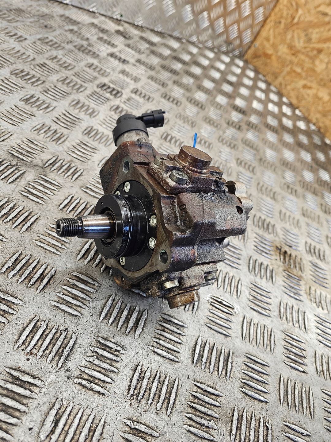 Einspritzpumpe MASTER II NISSAN INTERSTAR PRIMASTAR 2.5 DCI G9U 8200503229