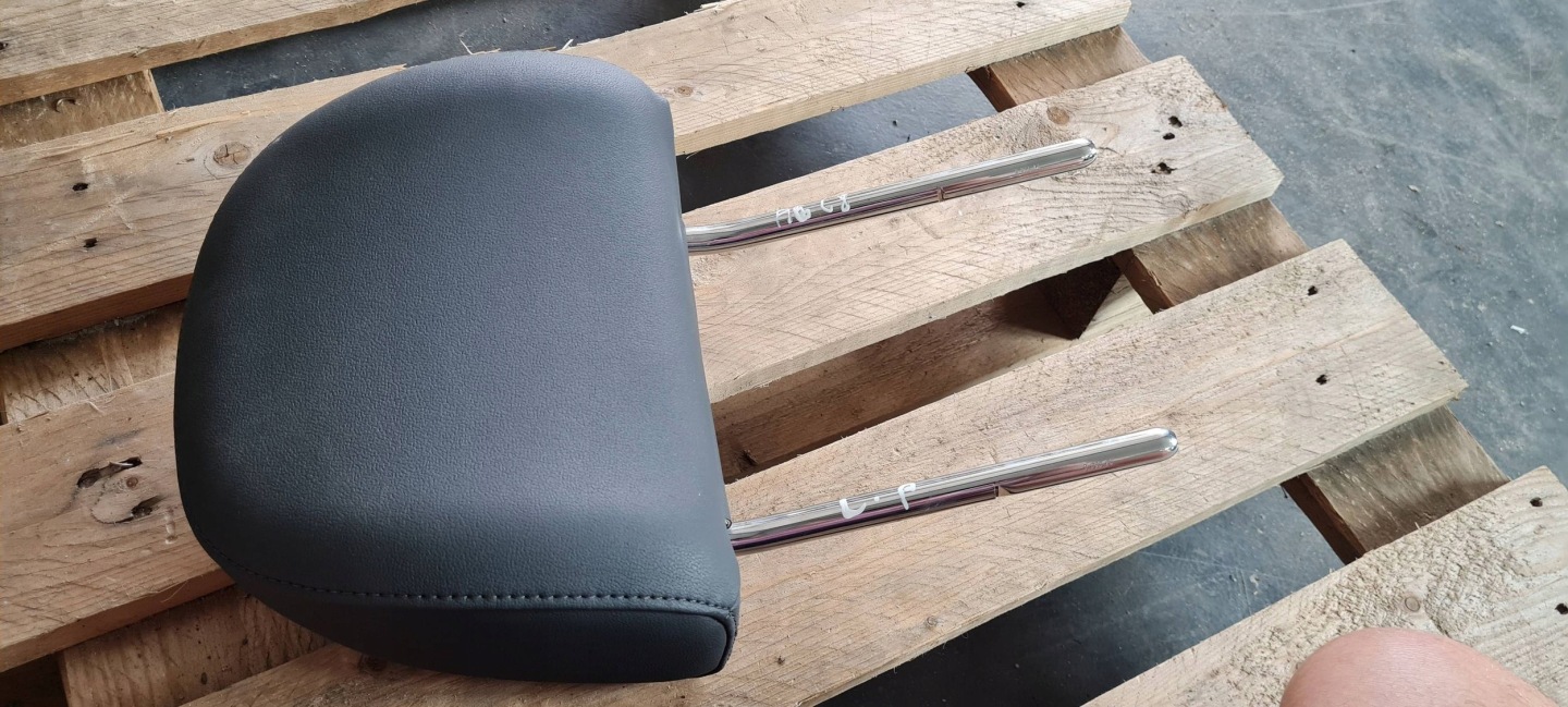 A6 C8 4K rest seat left front leather SKORZANY 4K0881903C