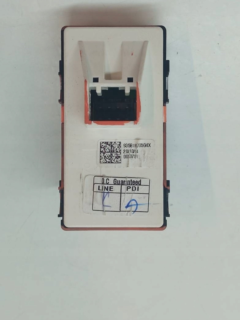 window control switch right rear part 93581N70504X Hyundai Tucson IV (2020- )