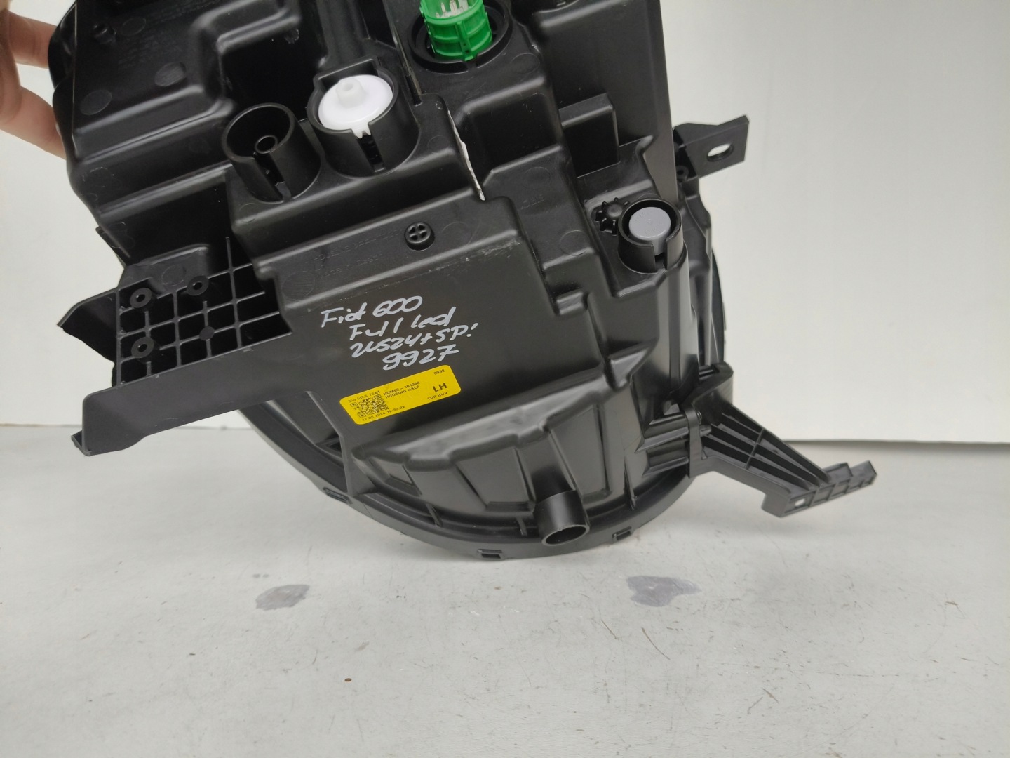light left REFLEKTOR FIAT 600 23- FULL LED