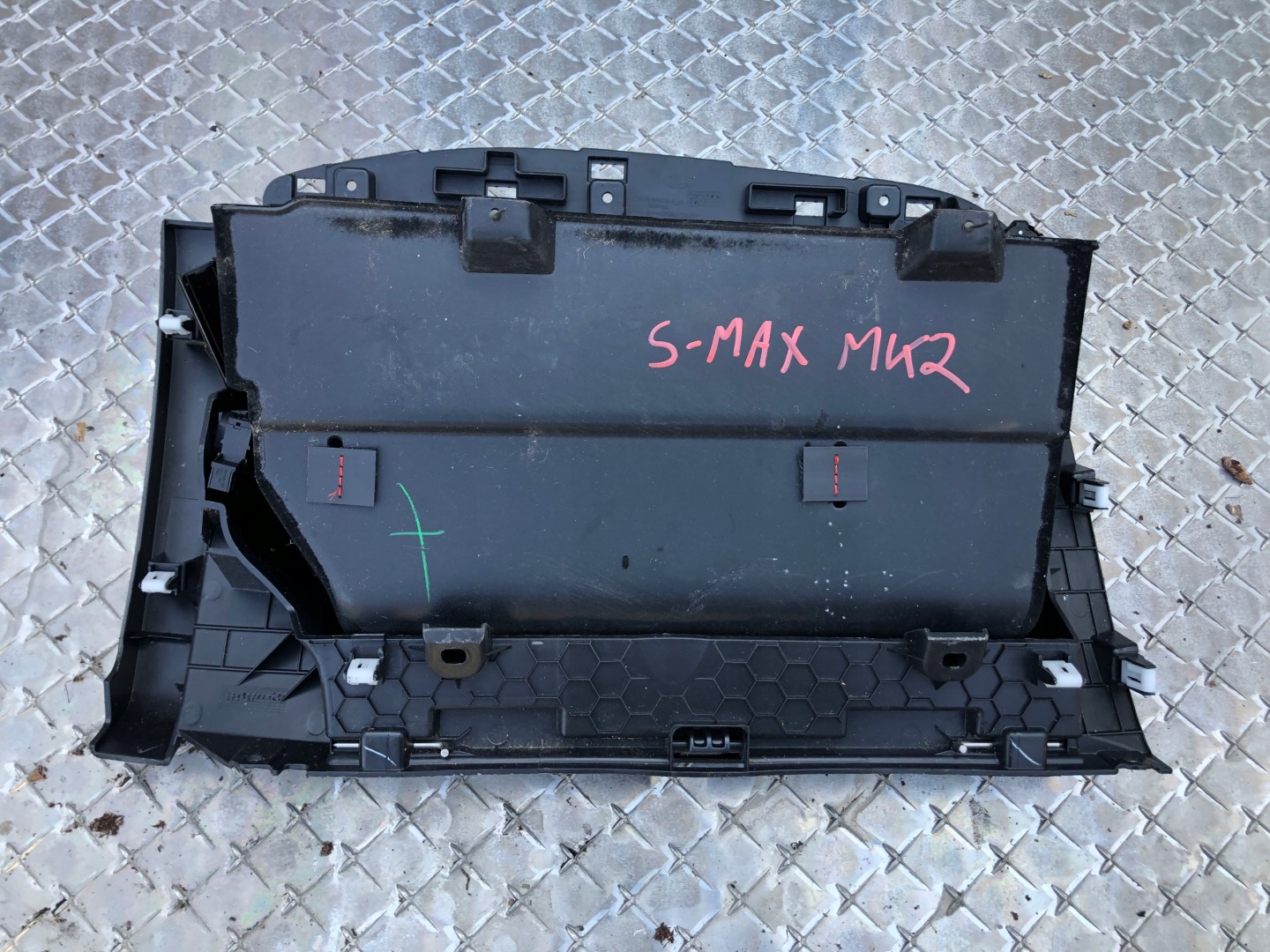 handschuhfach des beifahrers FORD S-MAX MK2 EM2B-4A508-A